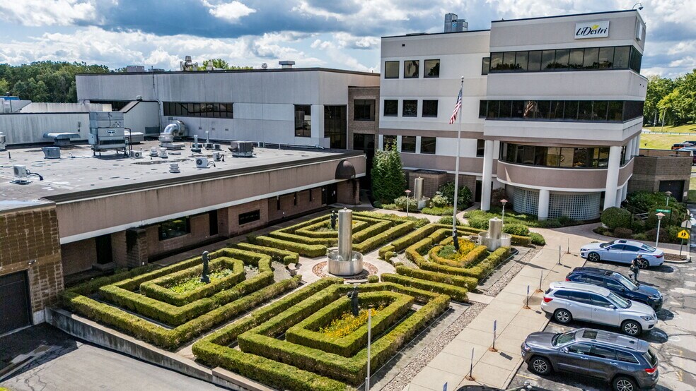 More Photos Of 815 Whitney Rd W, Fairport Warehouse For Lease