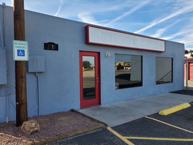 More Photos Of 2715 Highway 95, Bullhead City Self Storage For Lease
