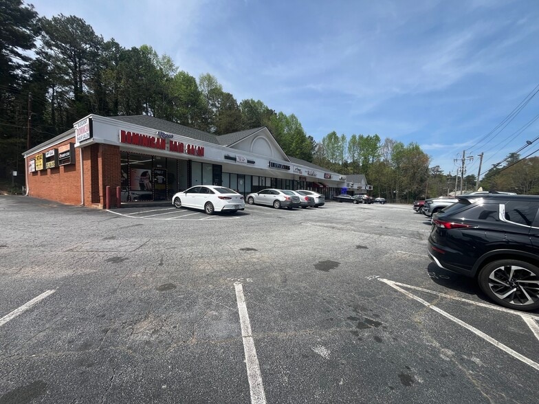 More Photos Of 414 N Hairston Rd, Stone Mountain Freestanding For Sale
