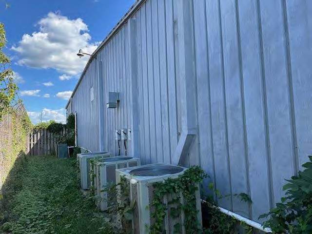 More Photos Of 3312 Long Ave, Huntsville Service For Sale