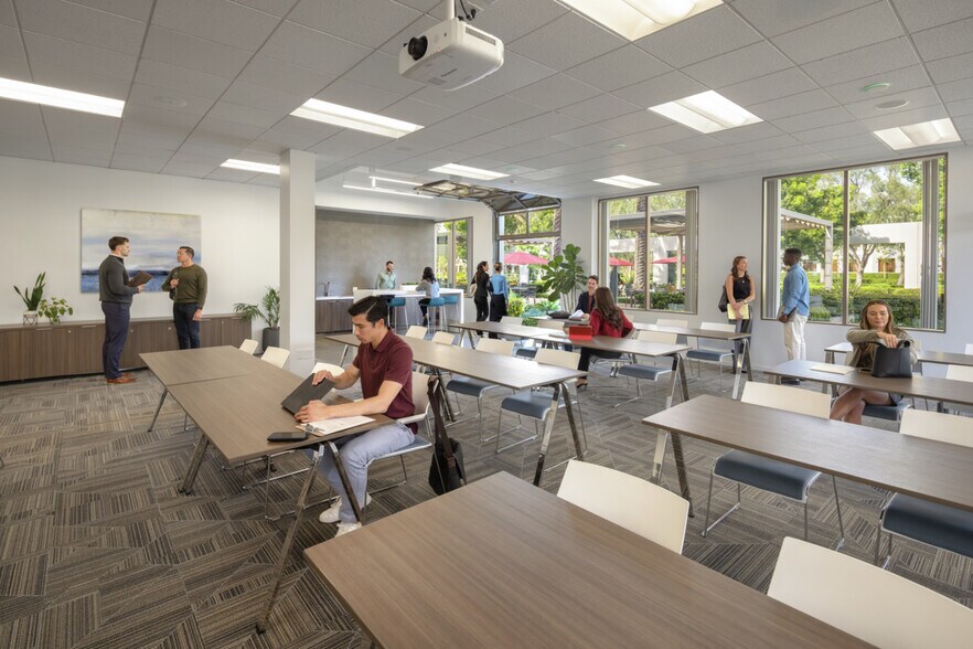 More Photos Of 3240 El Camino Real, Irvine Office For Lease