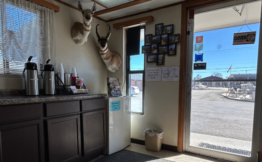 More Photos Of 610 E Hart St, Buffalo Hotel For Sale