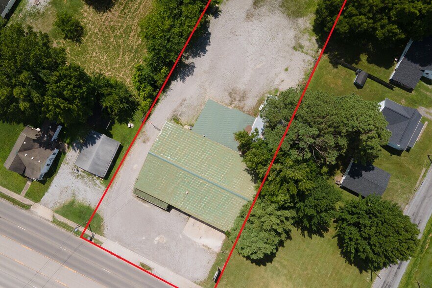 More Photos Of 405 S Pershing St, Energy Office For Sale