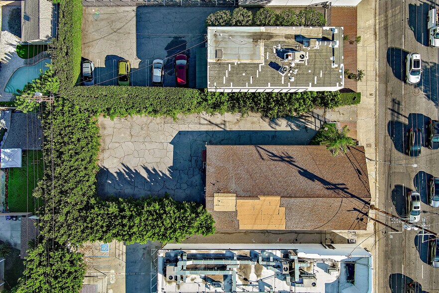 More Photos Of 15217 Burbank Blvd, Van Nuys Land For Sale