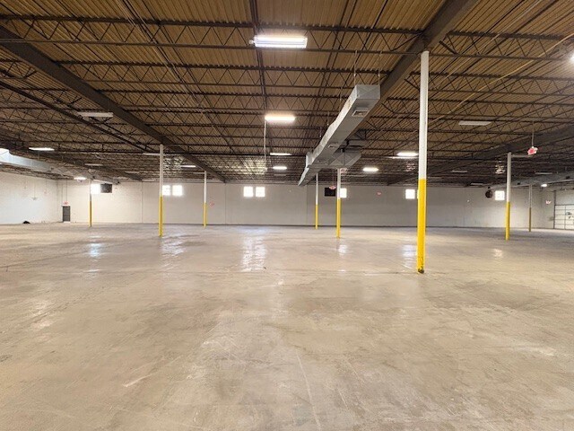 More Photos Of 50 Maple St, Norwood Warehouse For Lease