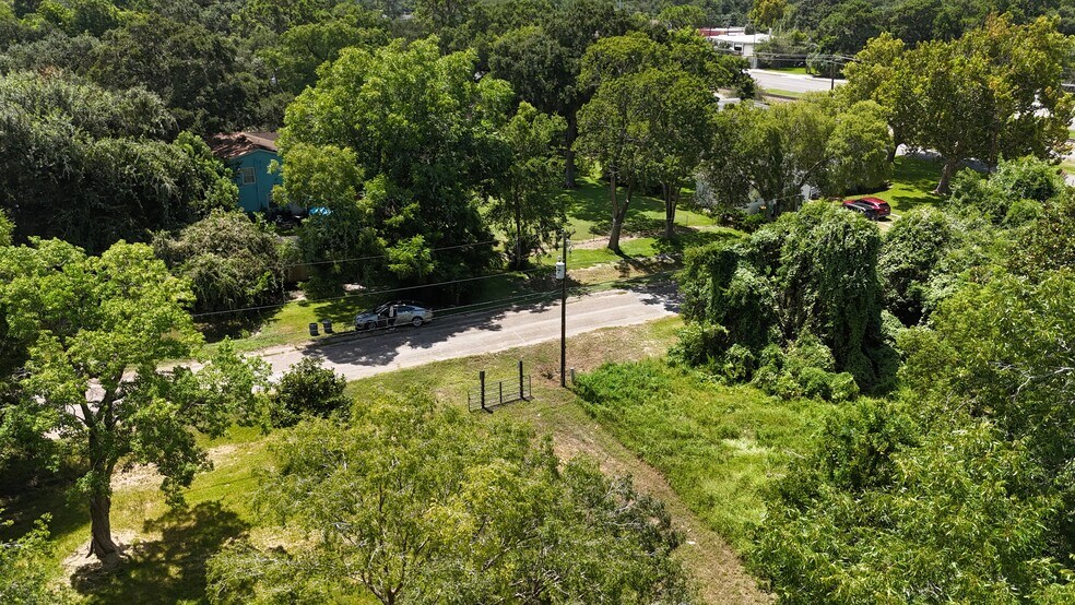 More Photos Of 926 Chestnut Street, La Marque Land For Sale