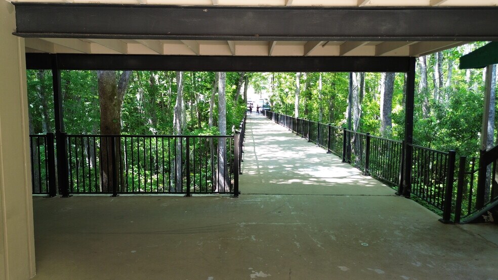 More Photos Of 2301 Park Ave, Orange Park Medical For Lease