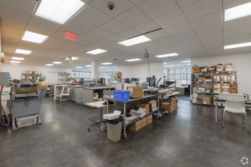 Photo of Mezz Floor Ste Building C/D - 100