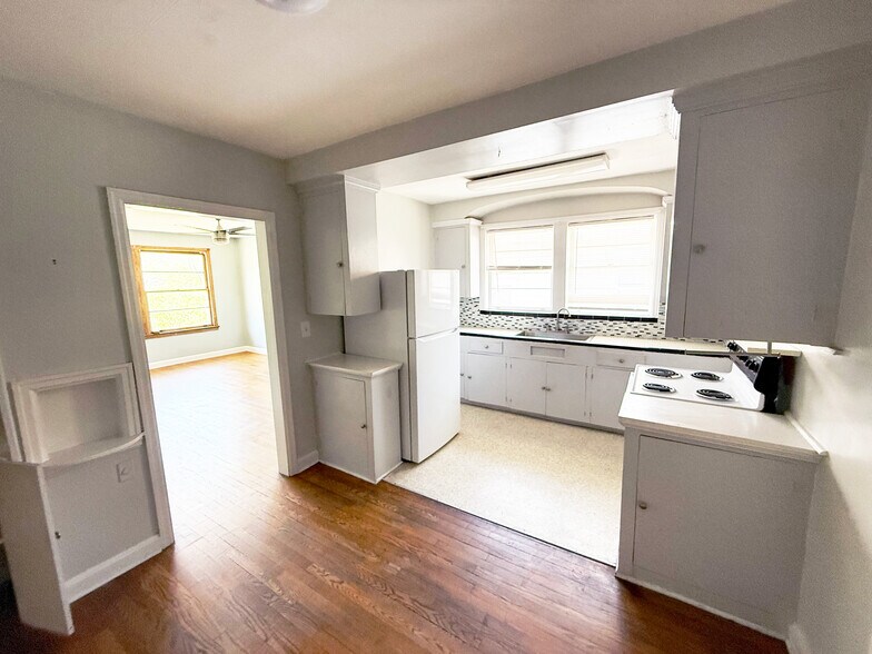 More Photos Of 2338 Oak St, Jacksonville Apartments For Sale