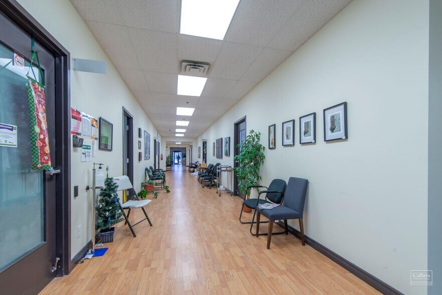 More Photos Of 40 Sunset Blvd, Perth Showroom For Lease