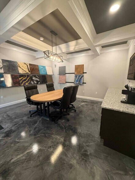 More Photos Of 2686 S Pike Ave, Allentown Office For Lease