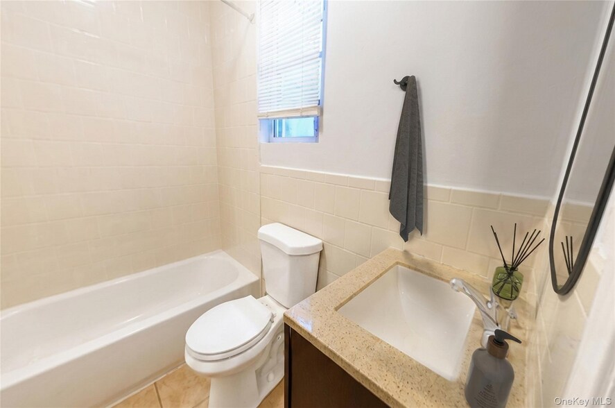 More Photos Of 994 McLean Ave, Yonkers Storefront Retail Residential For Sale