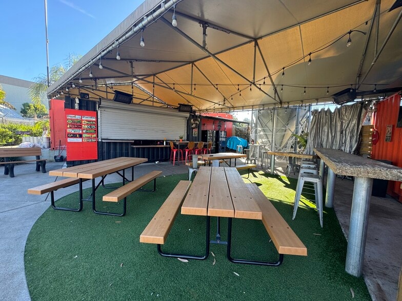 More Photos Of 8179 Center St, La Mesa Freestanding For Lease