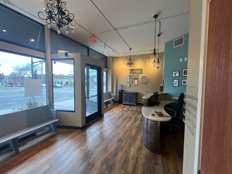 More Photos Of 2057-2059 S Randolph Ave, Saint Paul Storefront Retail Residential For Lease