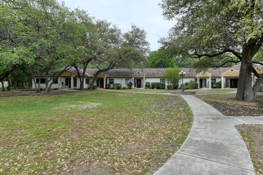 More Photos Of 19365 FM 2252, Garden Ridge Office For Lease