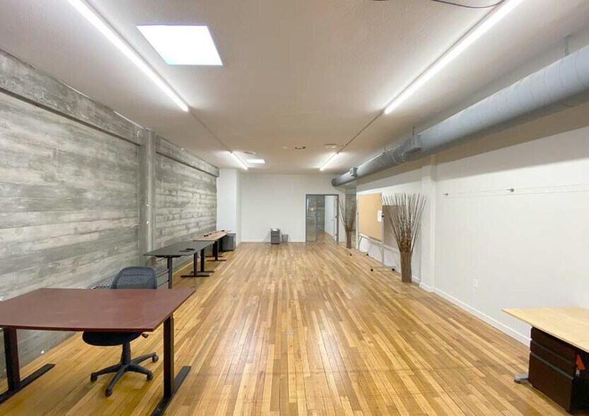 More Photos Of 121 Capp St, San Francisco Flex For Lease