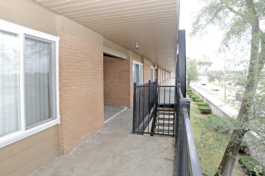 More Photos Of 20539-20541 Southfield Fwy, Detroit Apartments For Sale