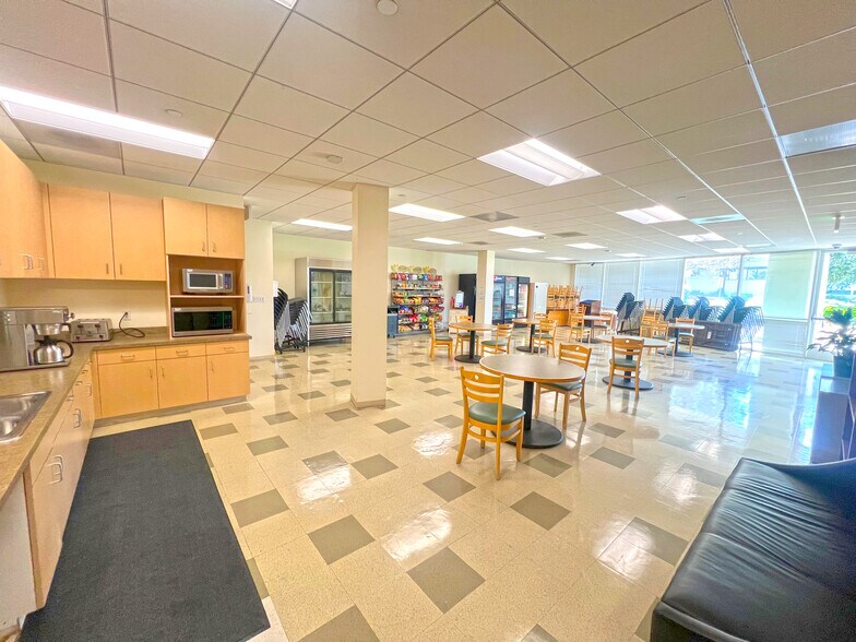 More Photos Of 6550 Hollister Ave, Goleta Office For Lease