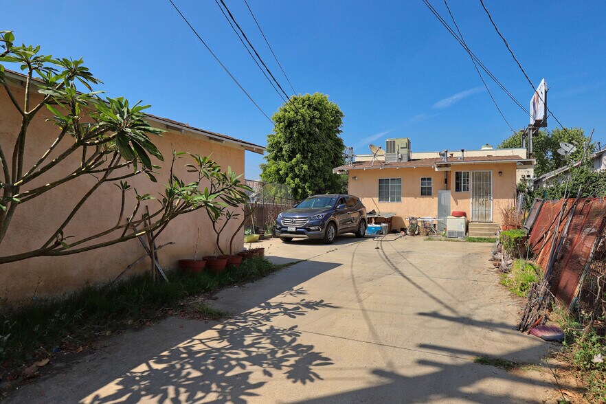 More Photos Of 5628-5630 York Blvd, Los Angeles Storefront Retail Residential For Sale