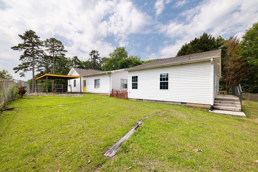 More Photos Of 824 Temple Rd, Bremen Daycare Center For Sale