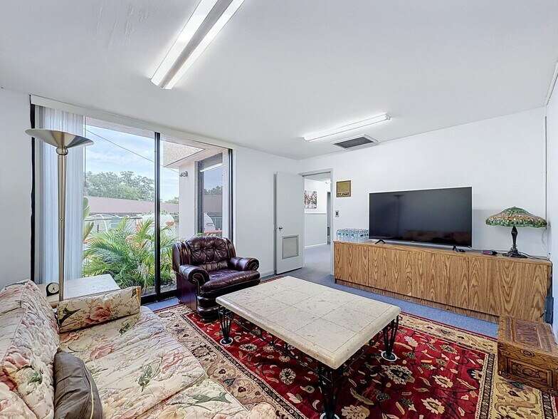 More Photos Of 5321 Grand Blvd, New Port Richey Medical For Sale