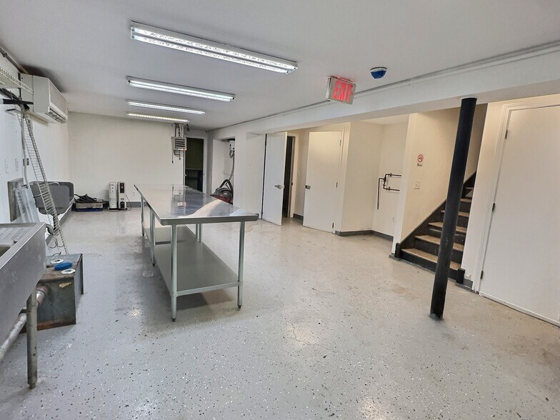More Photos Of 3698 Washington St, Jamaica Plain Restaurant For Lease