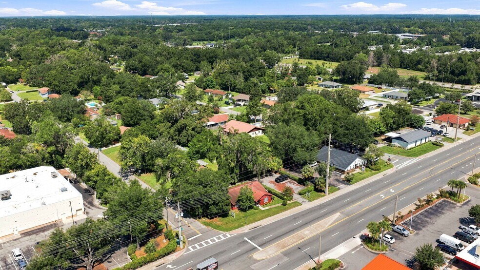 More Photos Of 1112 NE 36th Ave, Ocala Office For Sale