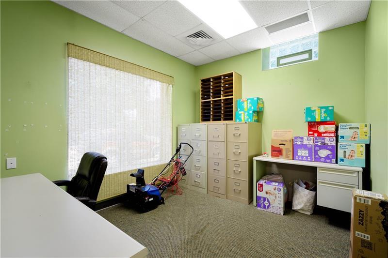 More Photos Of 626 5th Ave, Coraopolis Office Residential For Sale