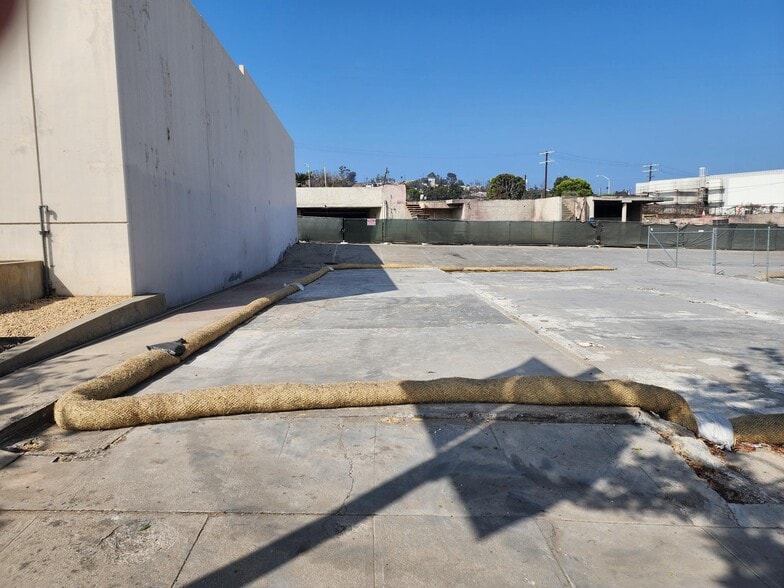 More Photos Of 15333-15335 W Sunset Blvd, Pacific Palisades Land For Sale