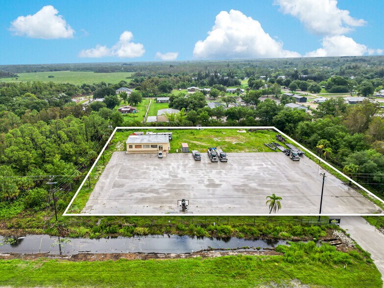 More Photos Of 16070 Tamiami Trl, Punta Gorda Industrial For Sale