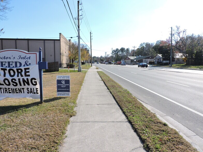 More Photos Of 535 College Dr, Middleburg General Retail For Sale