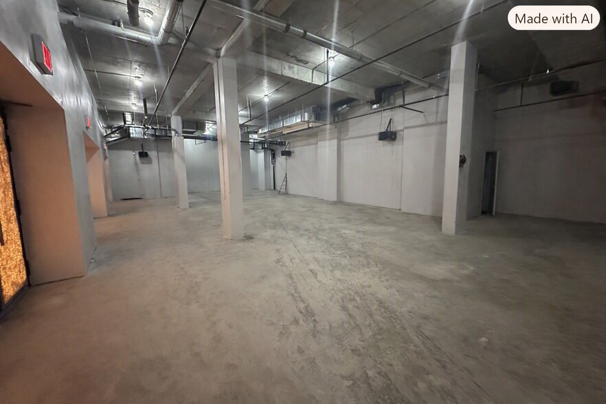 More Photos Of 1985-1991 Jerome Ave, Bronx Parking Lot For Lease
