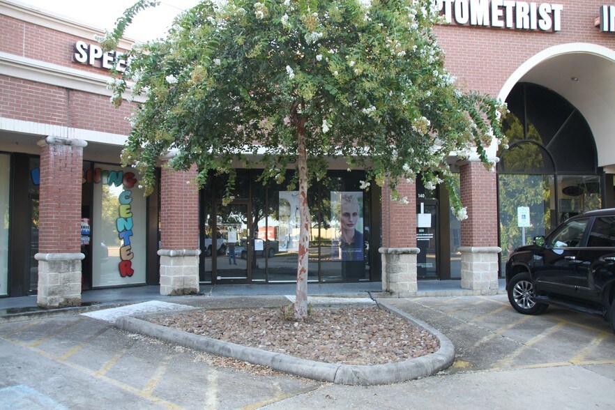 More Photos Of 6701 Hwy 6, Missouri City Unknown For Lease