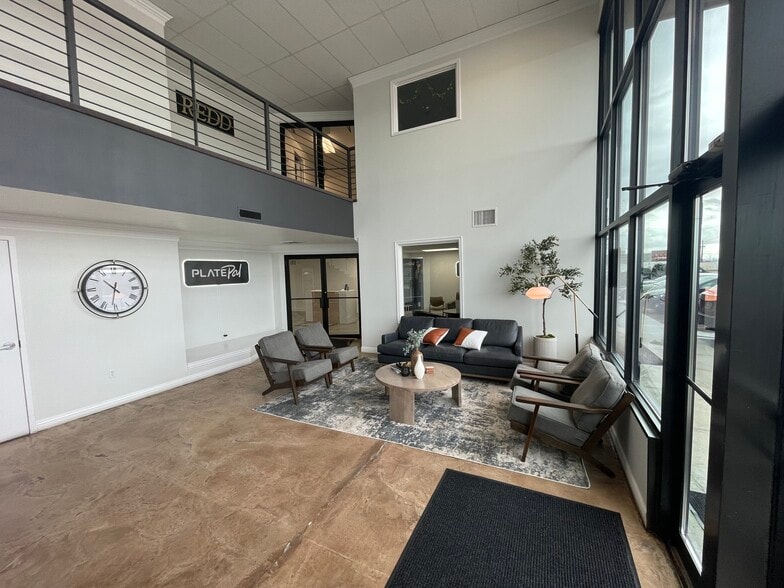 More Photos Of 210-290 N Redwood Rd, North Salt Lake Light Manufacturing For Lease