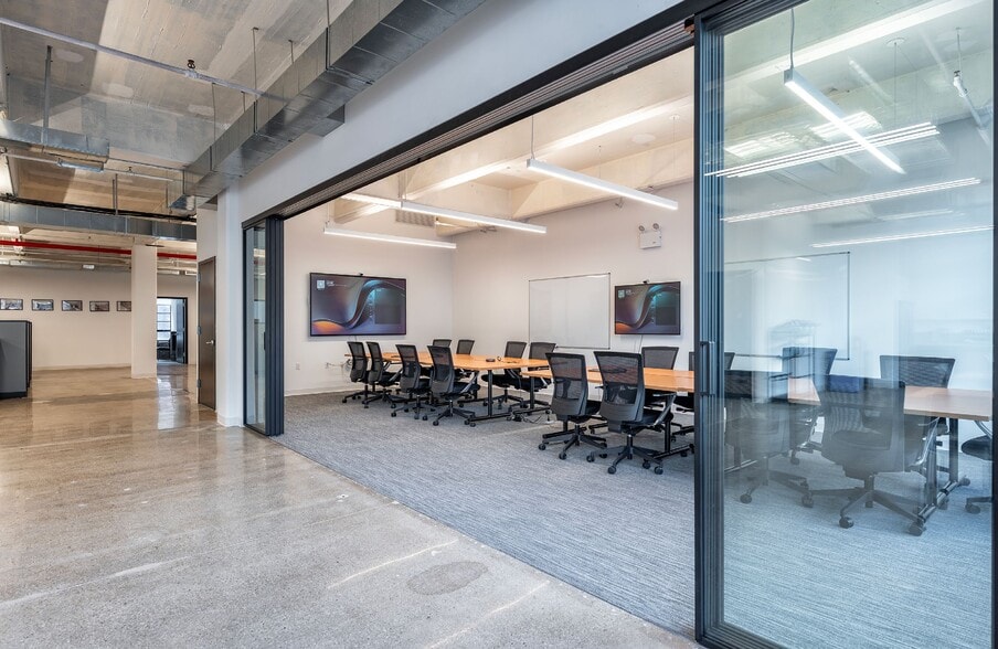 More Photos Of 21-01 51st Ave, Long Island City Office For Sale