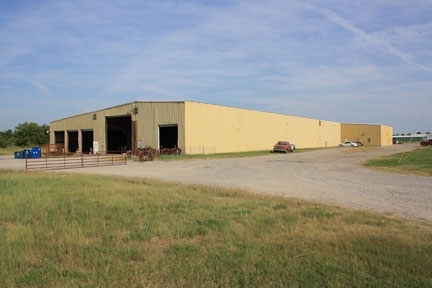 Primary Photo Of 2101 S East Ave, Cushing Warehouse For Lease