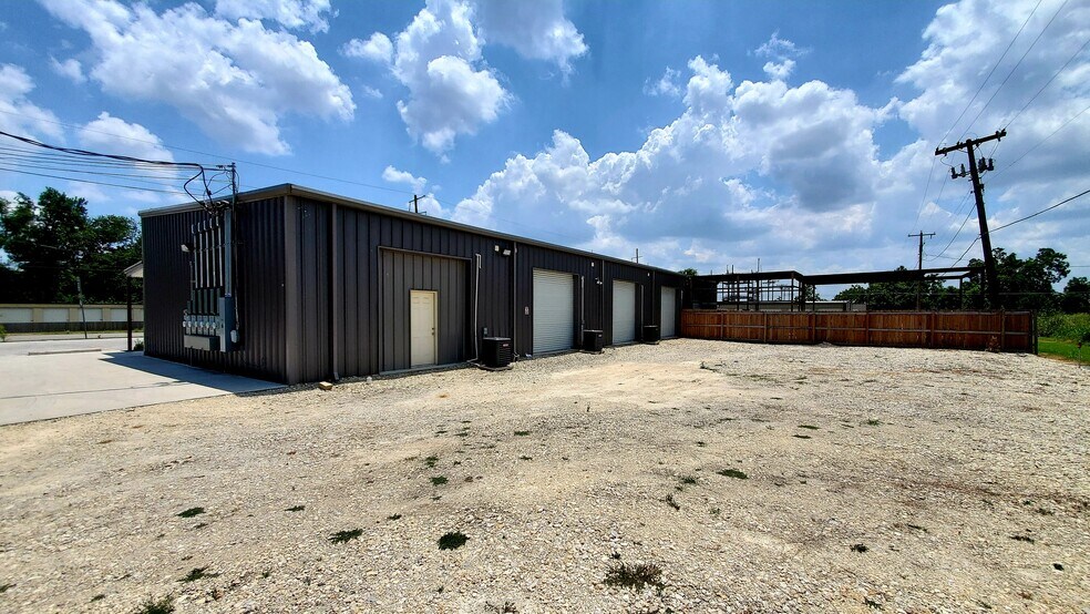 More Photos Of 301 S Franklin St, Holland Storefront For Sale