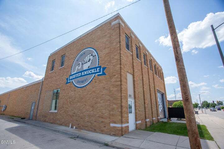 Primary Photo Of 213 11th St W, Williston Restaurant For Sale