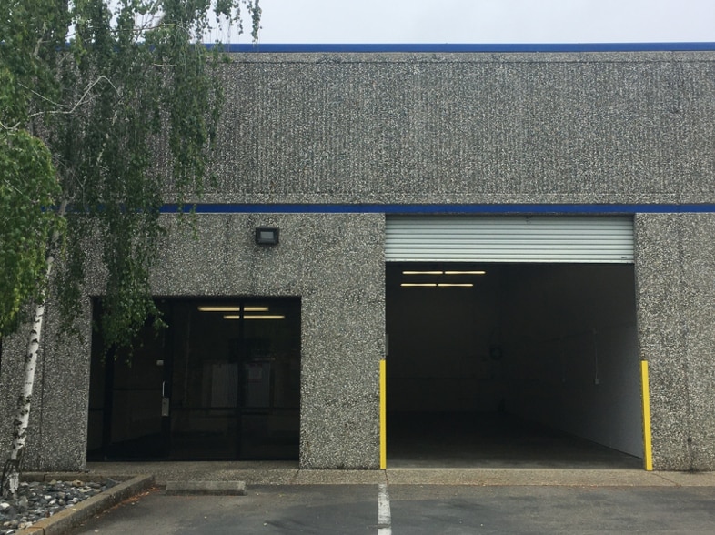 More Photos Of 6100 Enterprise Dr, Diamond Springs Light Distribution For Lease