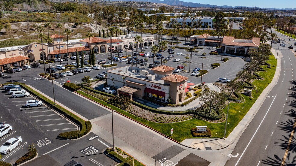 More Photos Of 26801 Portola Pky, Foothill Ranch Fast Food For Lease