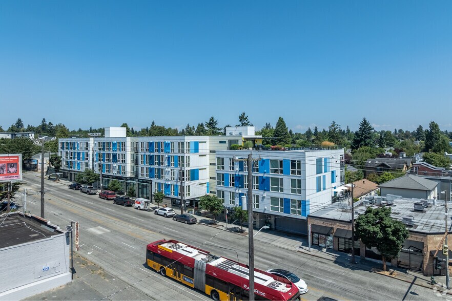 Primary Photo Of 7016 15th Ave NW, Seattle Apartments For Lease