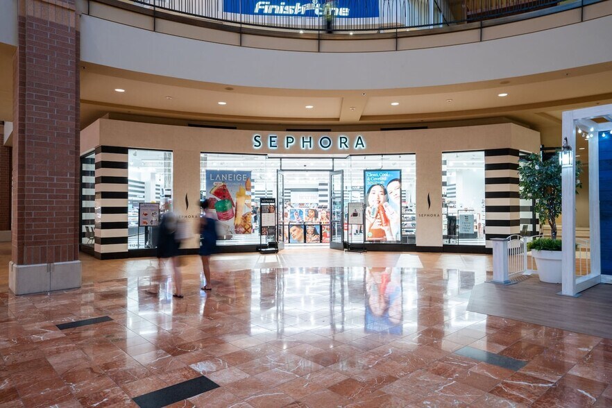 More Photos Of 101 Jordan Creek Pkwy, West Des Moines Unknown For Lease