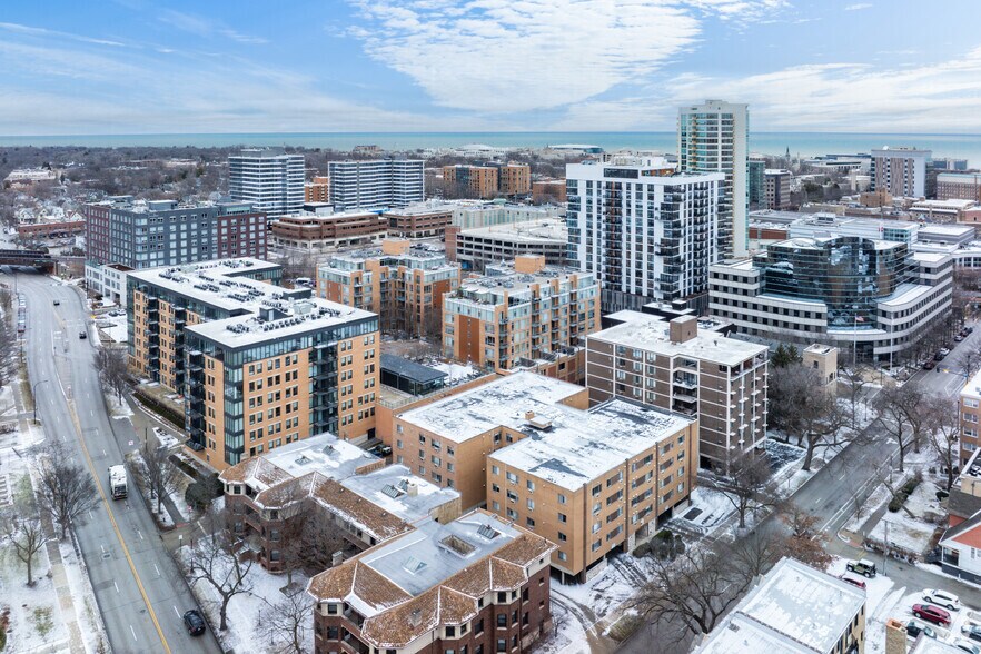 More Photos Of 1720-1740 Oak Ave, Evanston Apartments For Sale