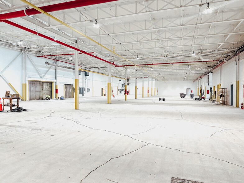 More Photos Of 141 Innovation Dr, Duncansville Warehouse For Lease