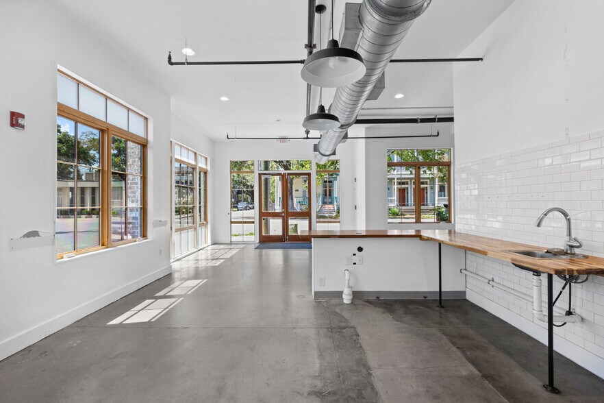 More Photos Of 1722 Habersham St, Savannah Restaurant For Lease