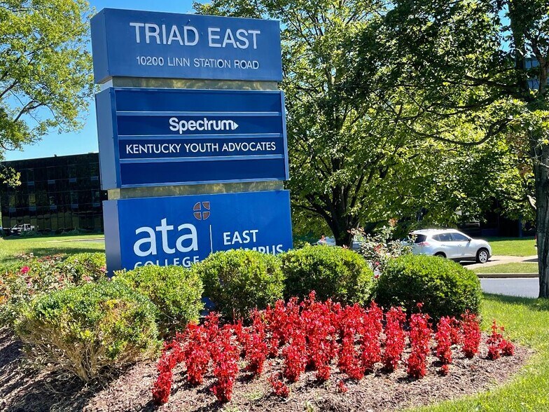 More Photos Of 10200 Linn Station Rd, Louisville Office For Lease