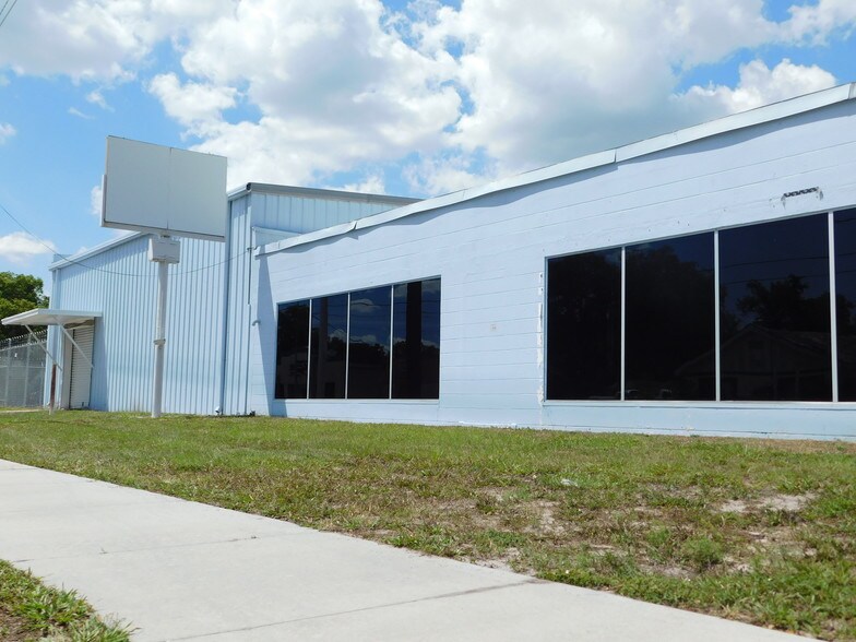 More Photos Of 1512 E Gary Rd, Lakeland Flex For Sale