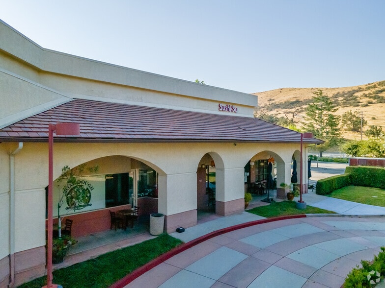 More Photos Of 29041-29045 Agoura Rd, Agoura Hills Movie Theatre For Sale