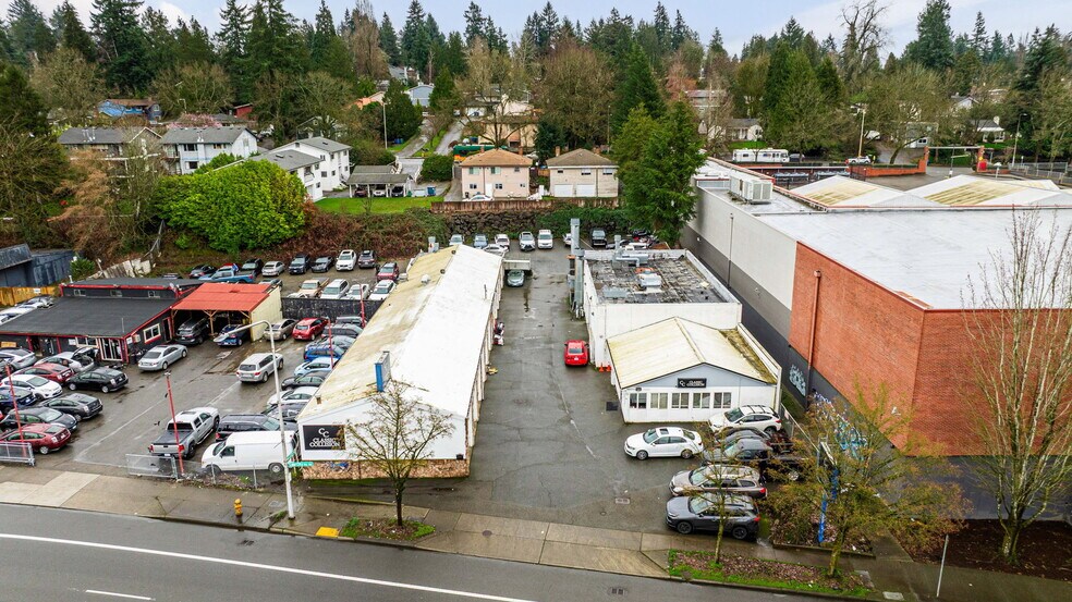 More Photos Of 13036 Lake City Way NE, Seattle Auto Dealership For Sale