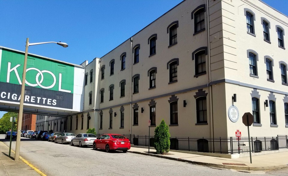 More Photos Of 325 Brown St, Petersburg Apartments For Lease